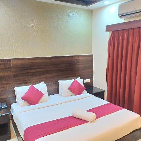 Hotel Grand Parkway Tambaram Ngoại thất bức ảnh